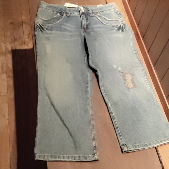 🆕 Girls Size 10 1/2 Limited Too Denim Capri Jeans - Picture 1 of 3